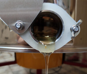 Natürlicher Honig ohne Zusatzstoffe